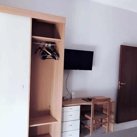 Hotel Frejus Колленьо Екстер'єр фото
