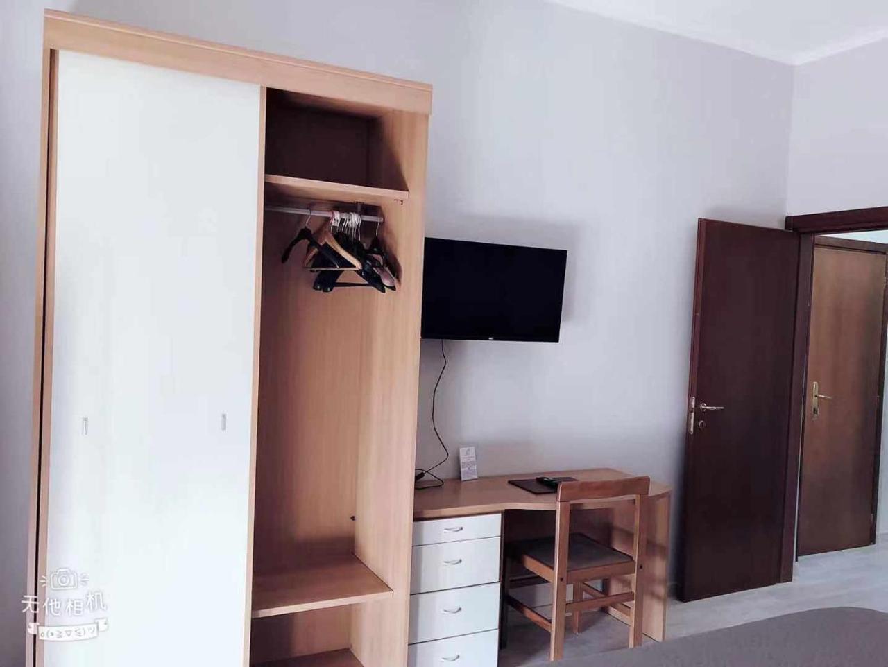 Hotel Frejus Колленьо Екстер'єр фото